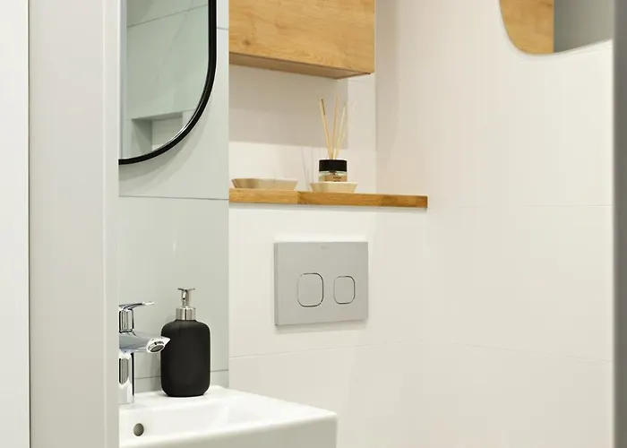 Berka 12 - Quiet Two-level דירה קרקוב